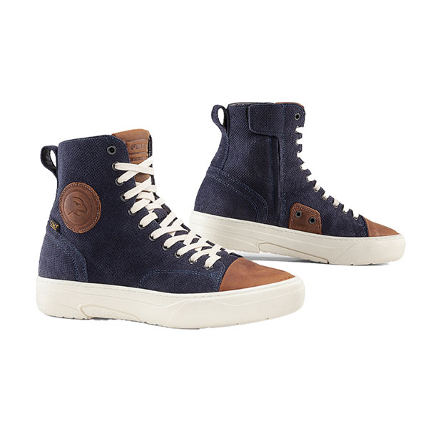 Daisy on the Ohoopee